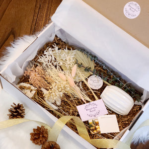 CHRISTMAS DIY DRIED FLOWER GIFT BOX