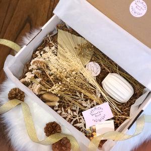 CHRISTMAS DIY DRIED FLOWER GIFT BOX