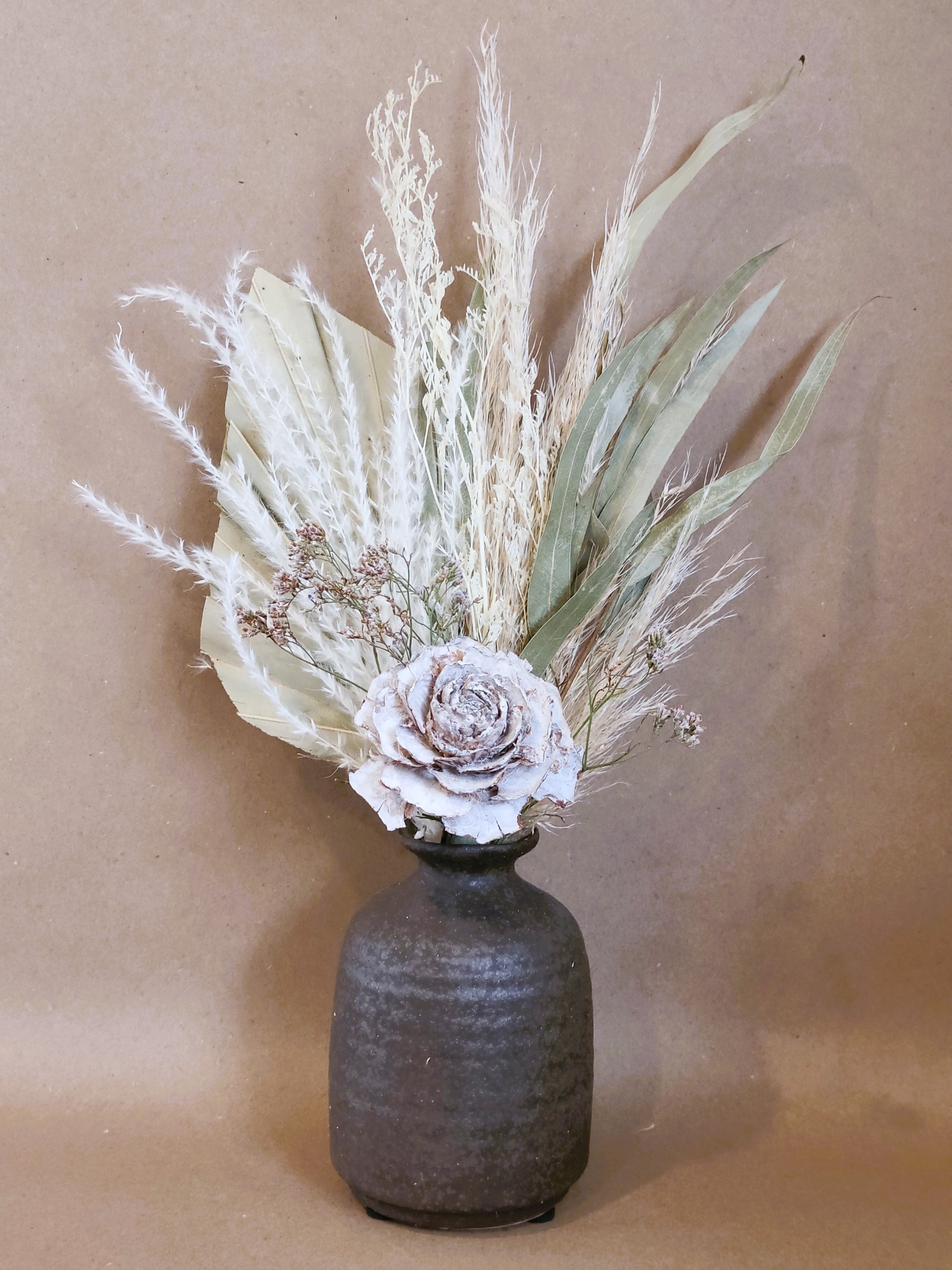 "STONE BUDVASE STYLE NO.02" ARRANGEMENT