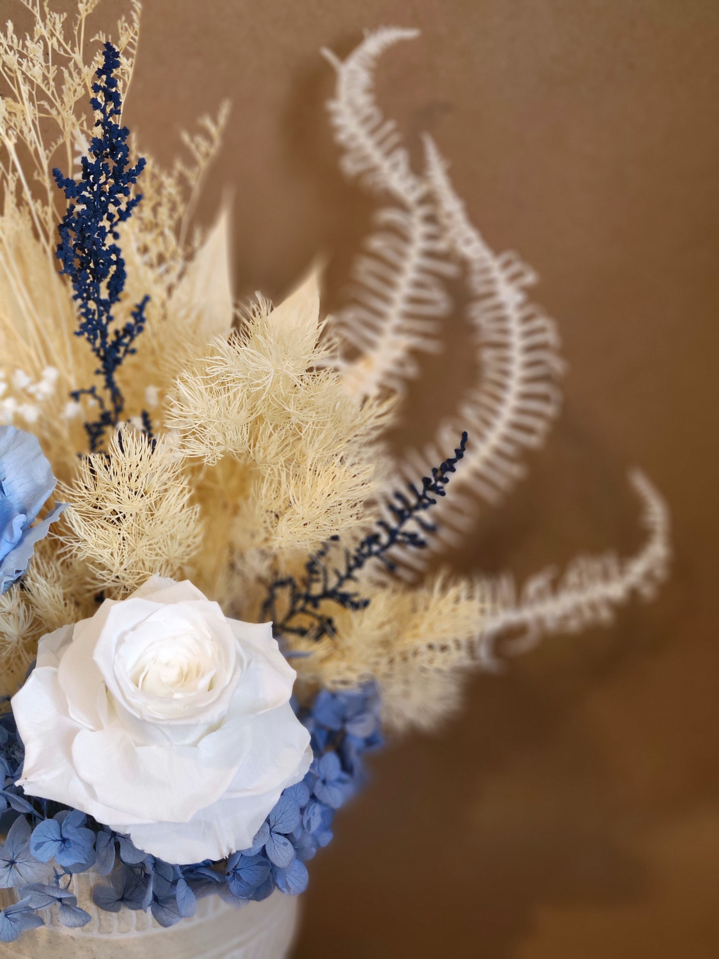 "BLOOMING BLUE" FLOWER ARRANGEMENT