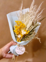 Load image into Gallery viewer, NEW DRIED FLOWER BOUQUET

