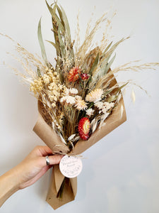 DRIED FLOWER BOUQUET