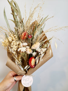 DRIED FLOWER BOUQUET