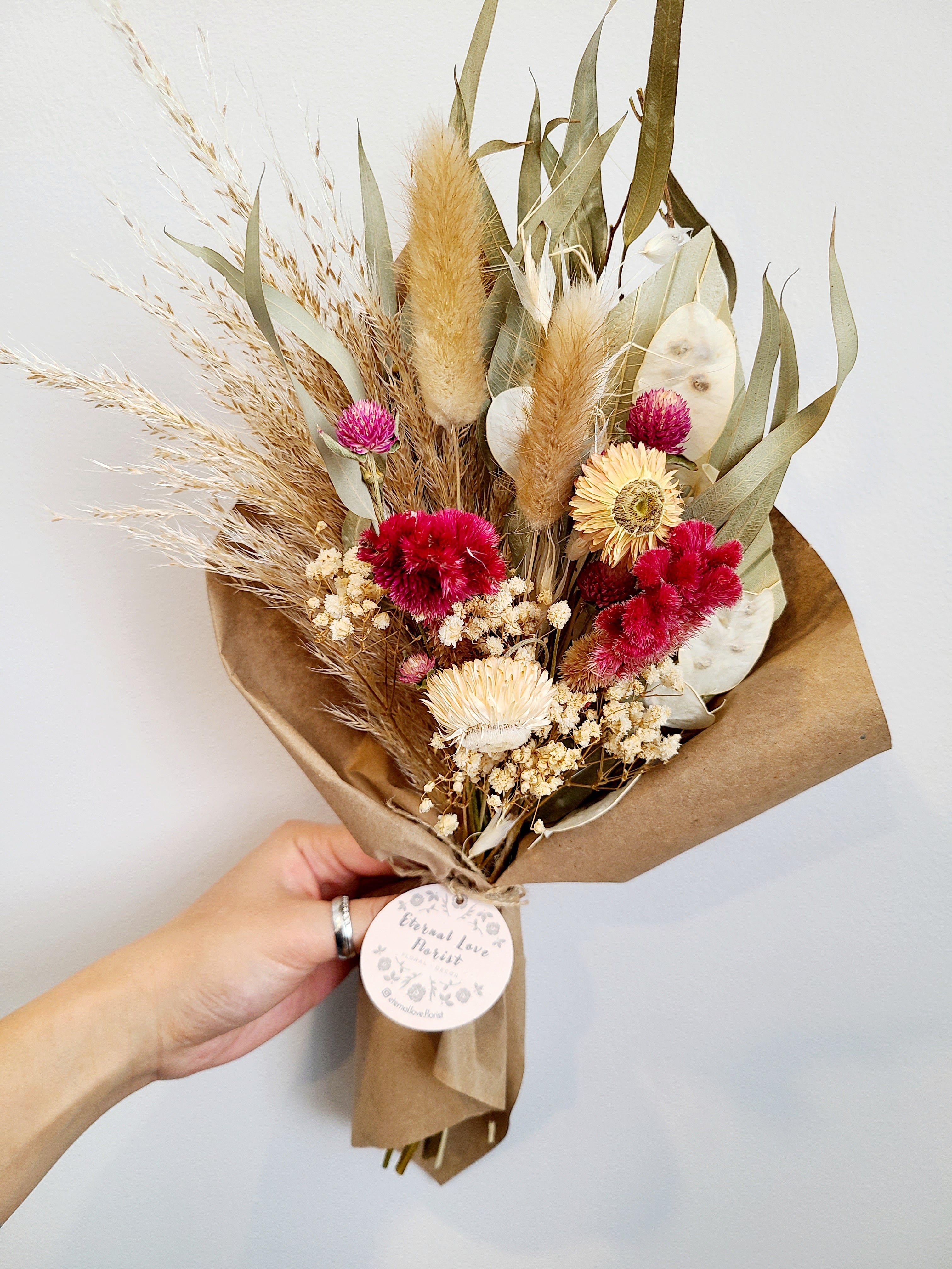 DRIED FLOWER BOUQUET