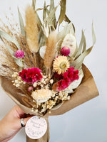 Load image into Gallery viewer, DRIED FLOWER BOUQUET
