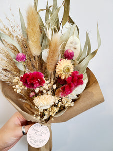 DRIED FLOWER BOUQUET