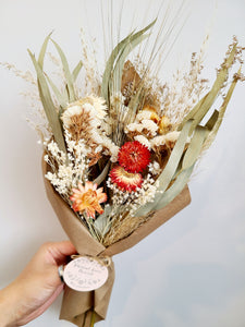 DRIED FLOWER BOUQUET