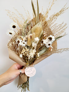 DRIED FLOWER BOUQUET