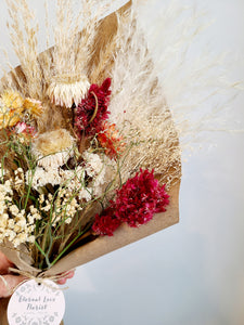 DRIED FLOWER BOUQUET