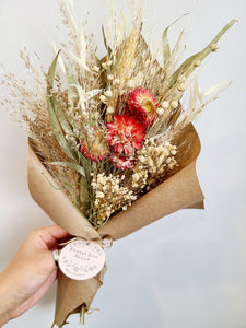 DRIED FLOWER BOUQUET