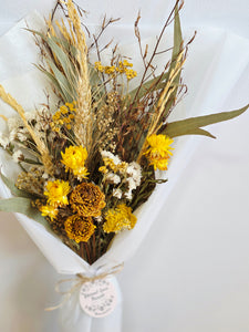 DRIED FLOWER BOUQUET