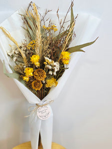 DRIED FLOWER BOUQUET