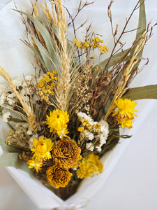 DRIED FLOWER BOUQUET