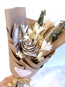 DRIED FLOWER BOUQUET