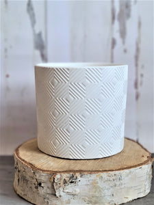 WHITE CEMENT POT