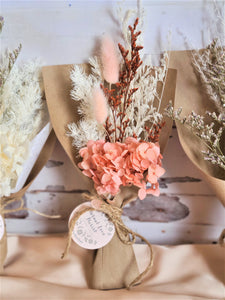 VINTAGE DRIED FLOWER BOUQUET