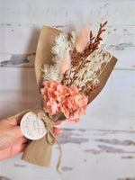 Load image into Gallery viewer, VINTAGE DRIED FLOWER BOUQUET
