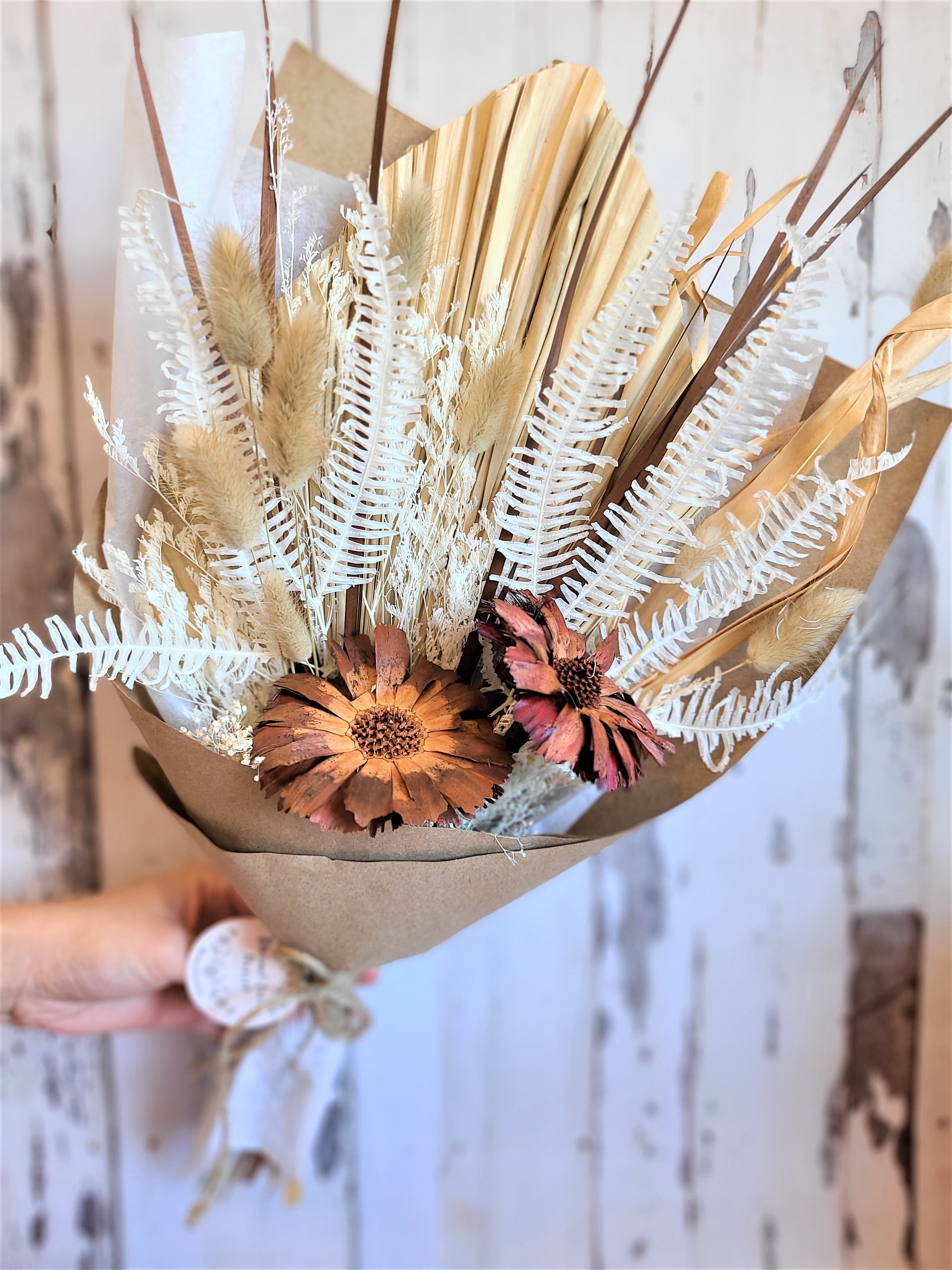 LARGE DRIED FLOWER BOUQUET STYLE NO.01