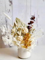 Load image into Gallery viewer, MINI DRIED FLOWER ARRANGEMENT STYLE NO.02
