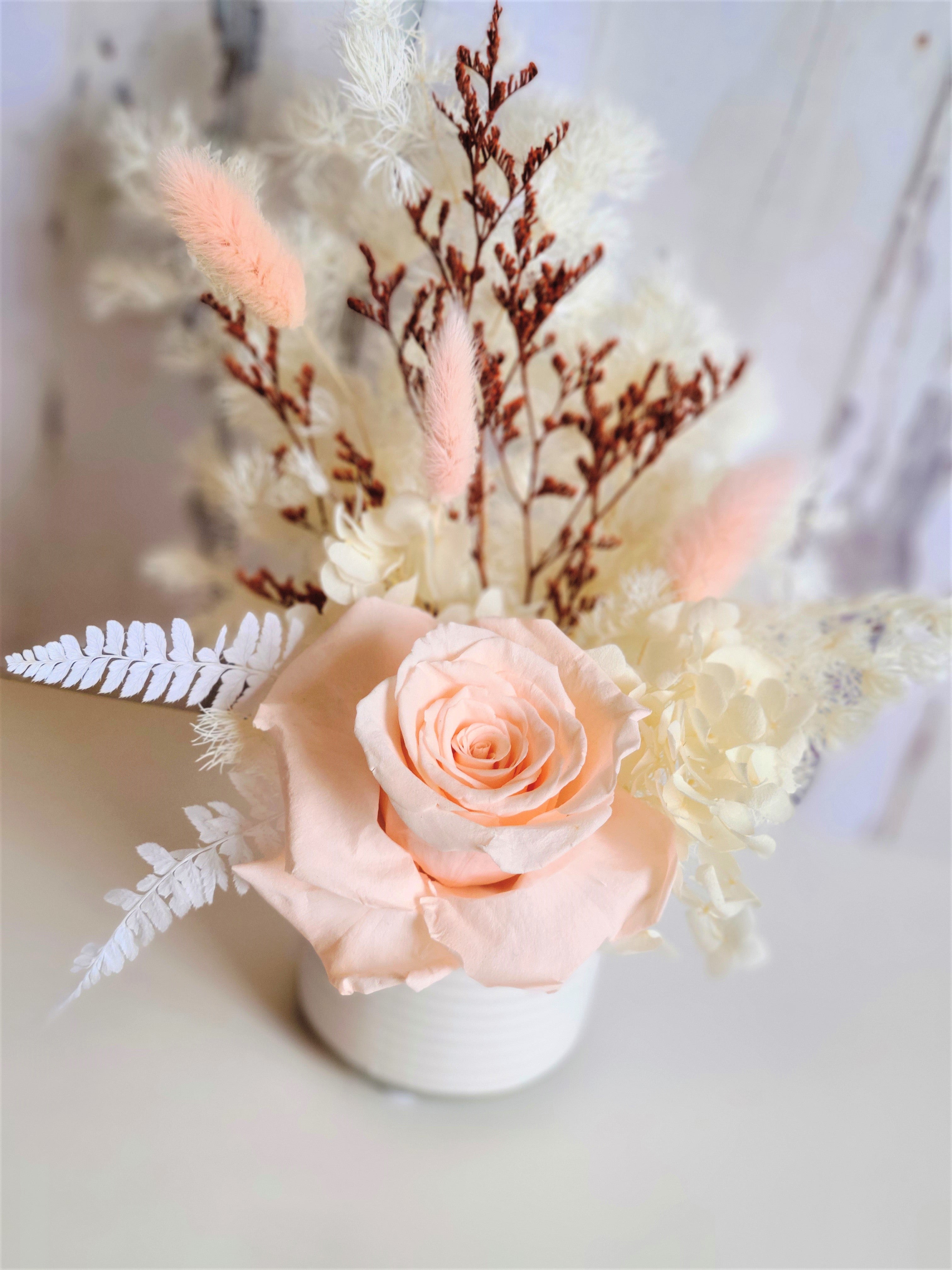 MINI DRIED FLOWER ARRANGEMENT STYLE NO.04