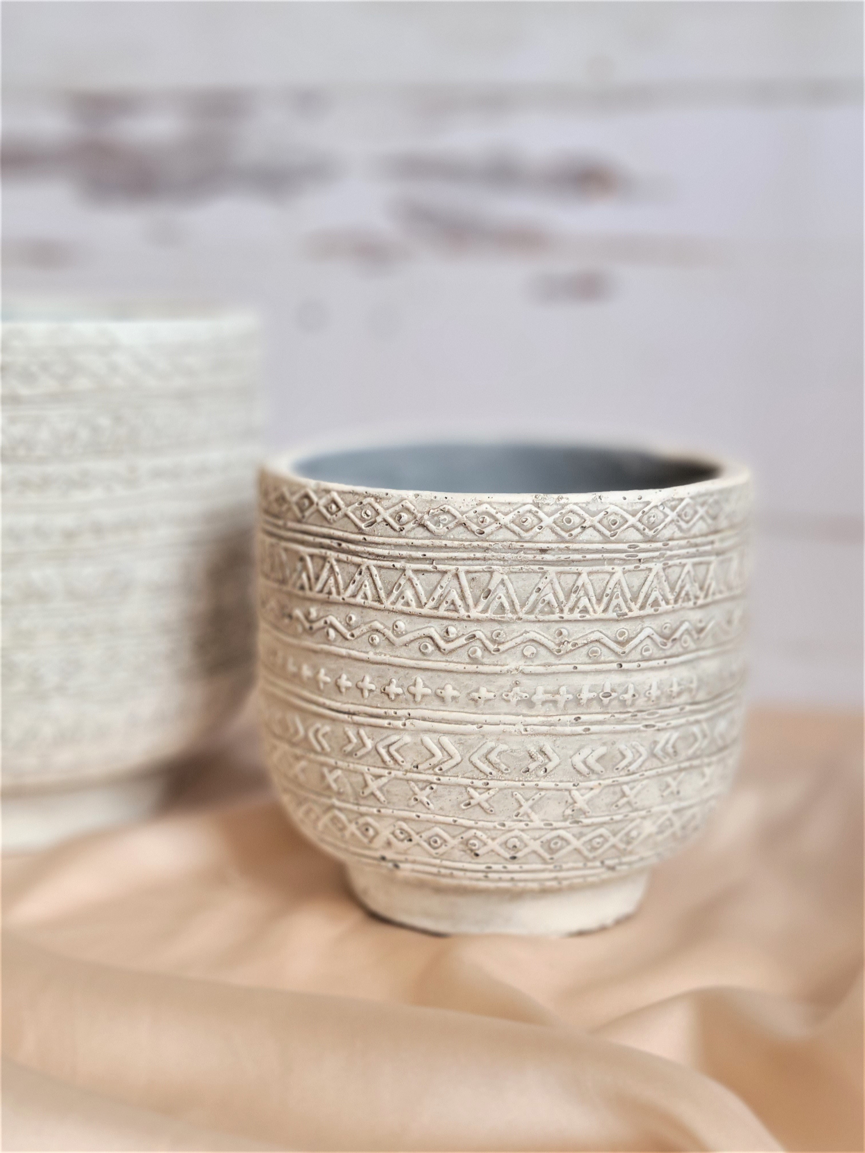 AZTEC PATTERN CEMENT PLANTER
