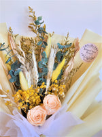 Load image into Gallery viewer, LARGE PRESERVED ROSE &amp; DRIED FLOWER BOUQUET STYLE NO.01
