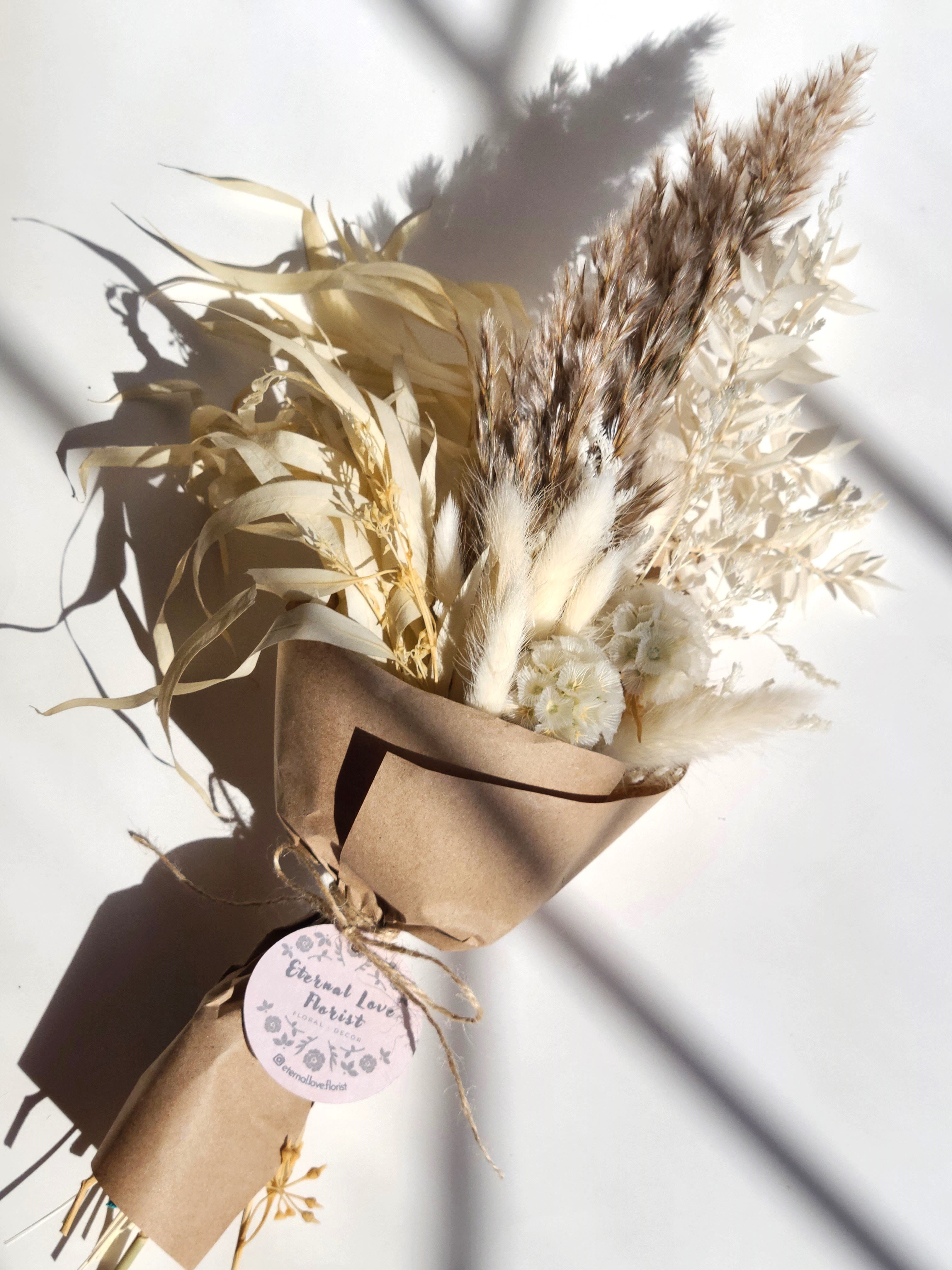 MEDIUM DRIED FLOWER BOUQUET STYLE NO.07