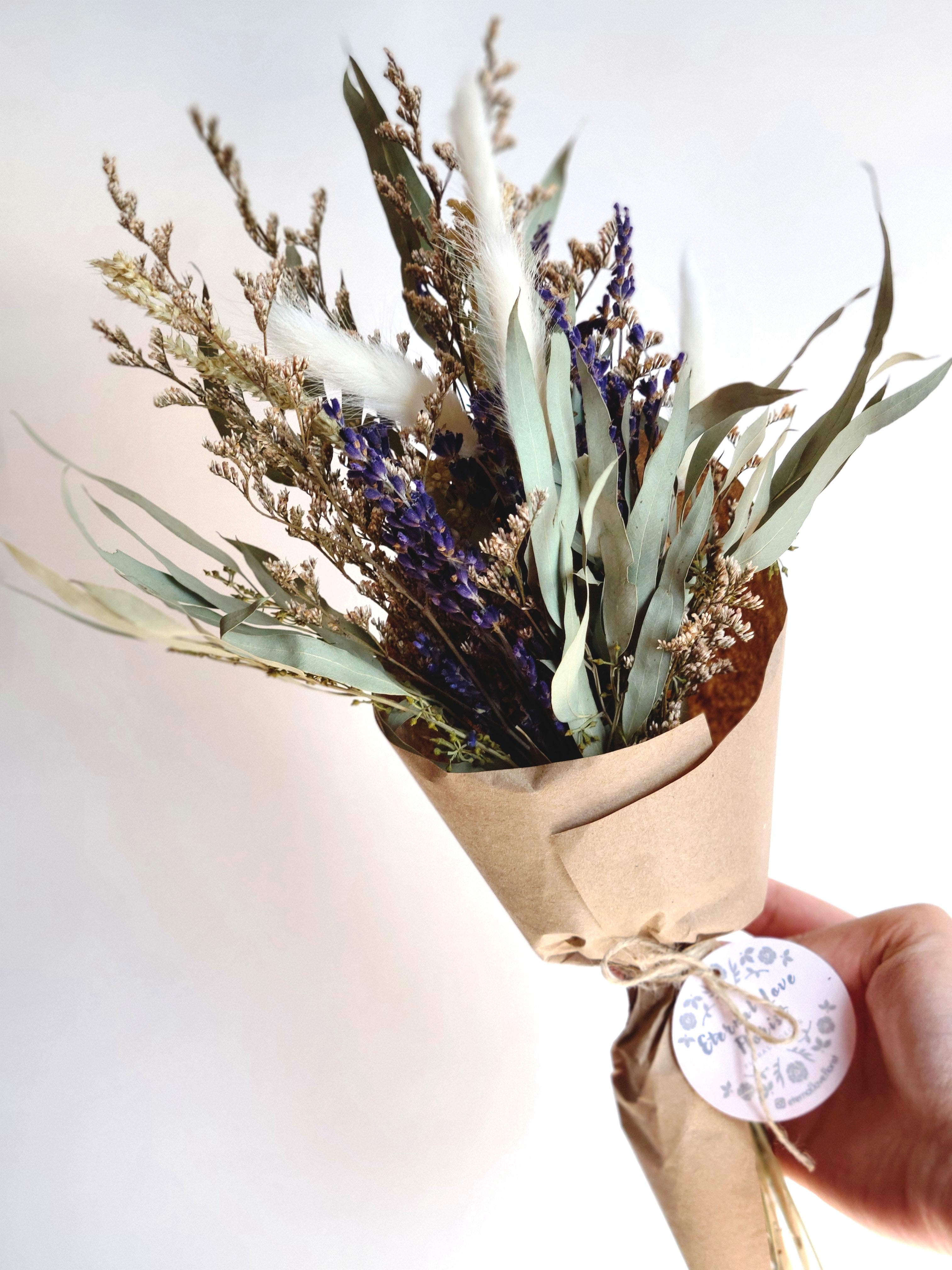 MEDIUM DRIED FLOWER BOUQUET STYLE NO.14