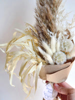 Load image into Gallery viewer, MEDIUM DRIED FLOWER BOUQUET STYLE NO.07
