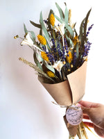 Load image into Gallery viewer, MEDIUM DRIED FLOWER BOUQUET STYLE NO.10

