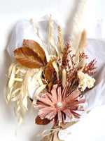 Load image into Gallery viewer, LARGE DRIED FLOWER BOUQUET STYLE NO.04
