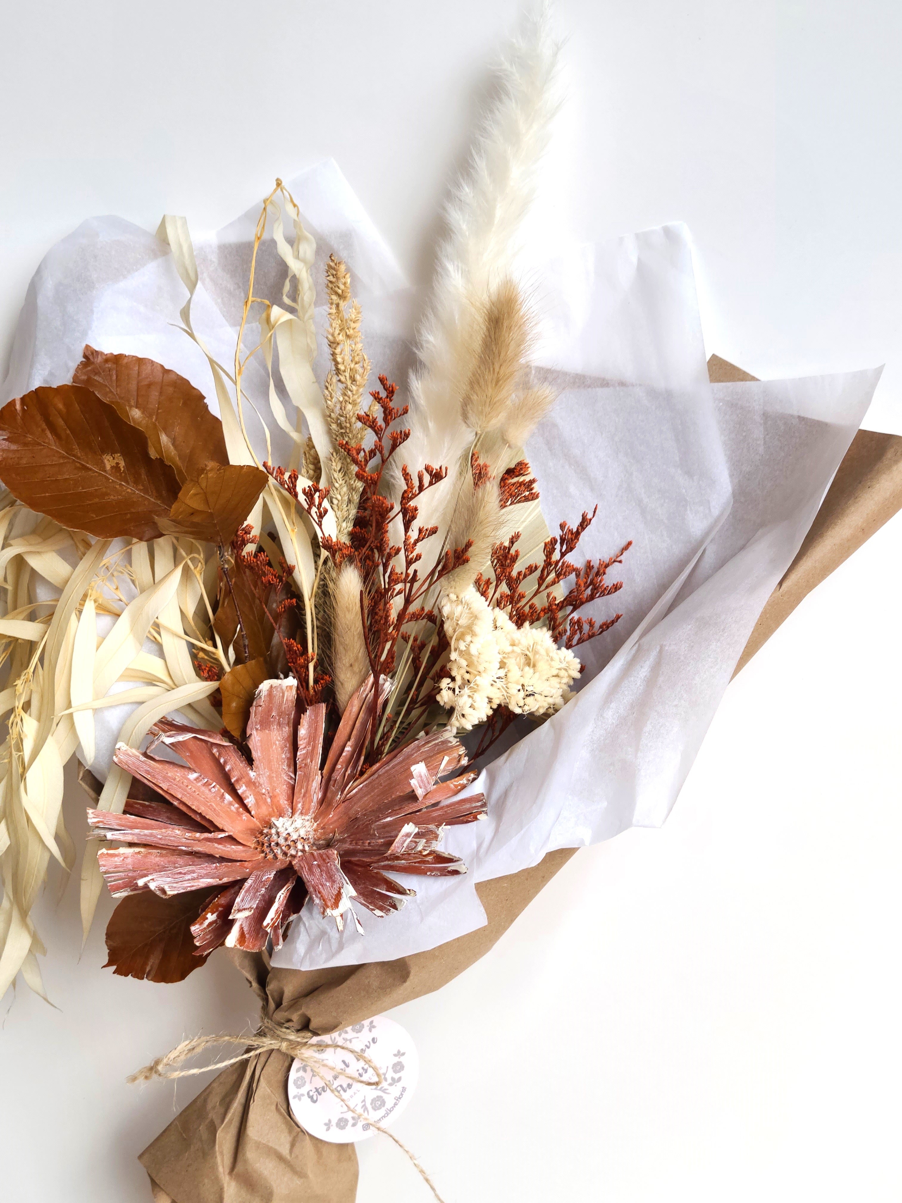 LARGE DRIED FLOWER BOUQUET STYLE NO.04