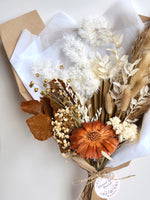 Load image into Gallery viewer, LARGE DRIED FLOWER BOUQUET STYLE NO.06
