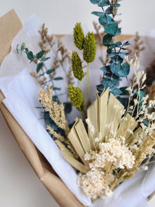 LARGE DRIED FLOWER BOUQUET STYLE NO.09