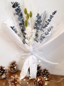 FESTIVE BOUQUET - GREEN THEME