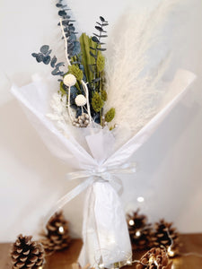 FESTIVE BOUQUET - GREEN THEME